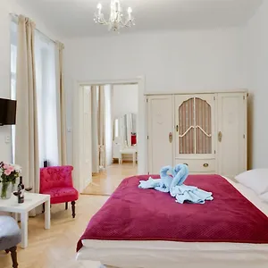 Siesta Lägenhet Prag